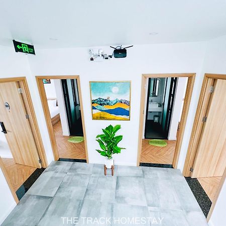 The Track Homestay - Near Bai Dai Beach Cam Lam Dış mekan fotoğraf