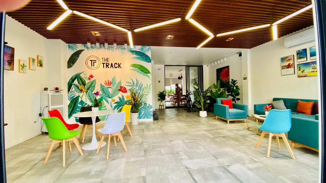The Track Homestay - Near Bai Dai Beach Cam Lam Dış mekan fotoğraf