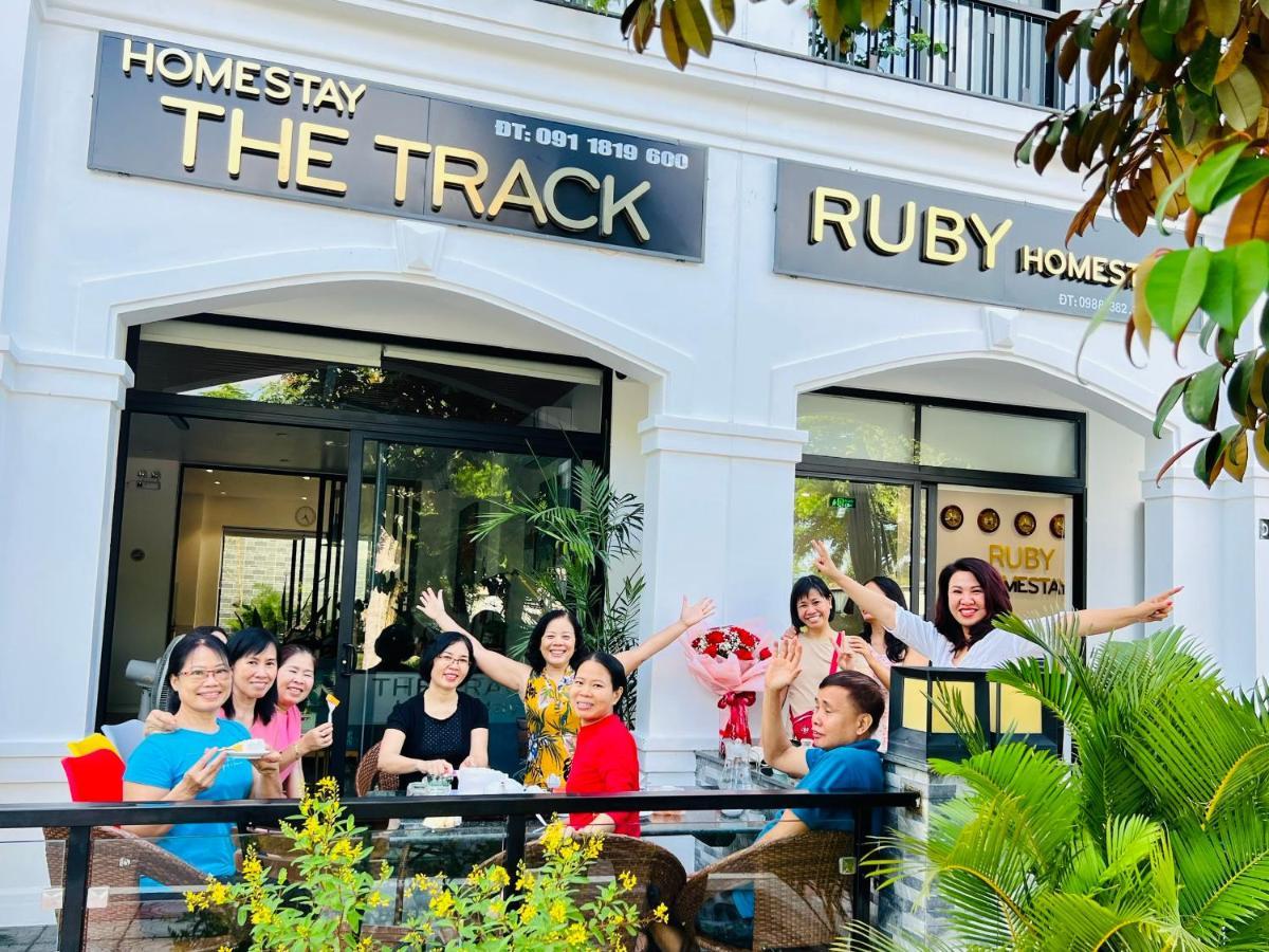 The Track Homestay - Near Bai Dai Beach Cam Lam Dış mekan fotoğraf