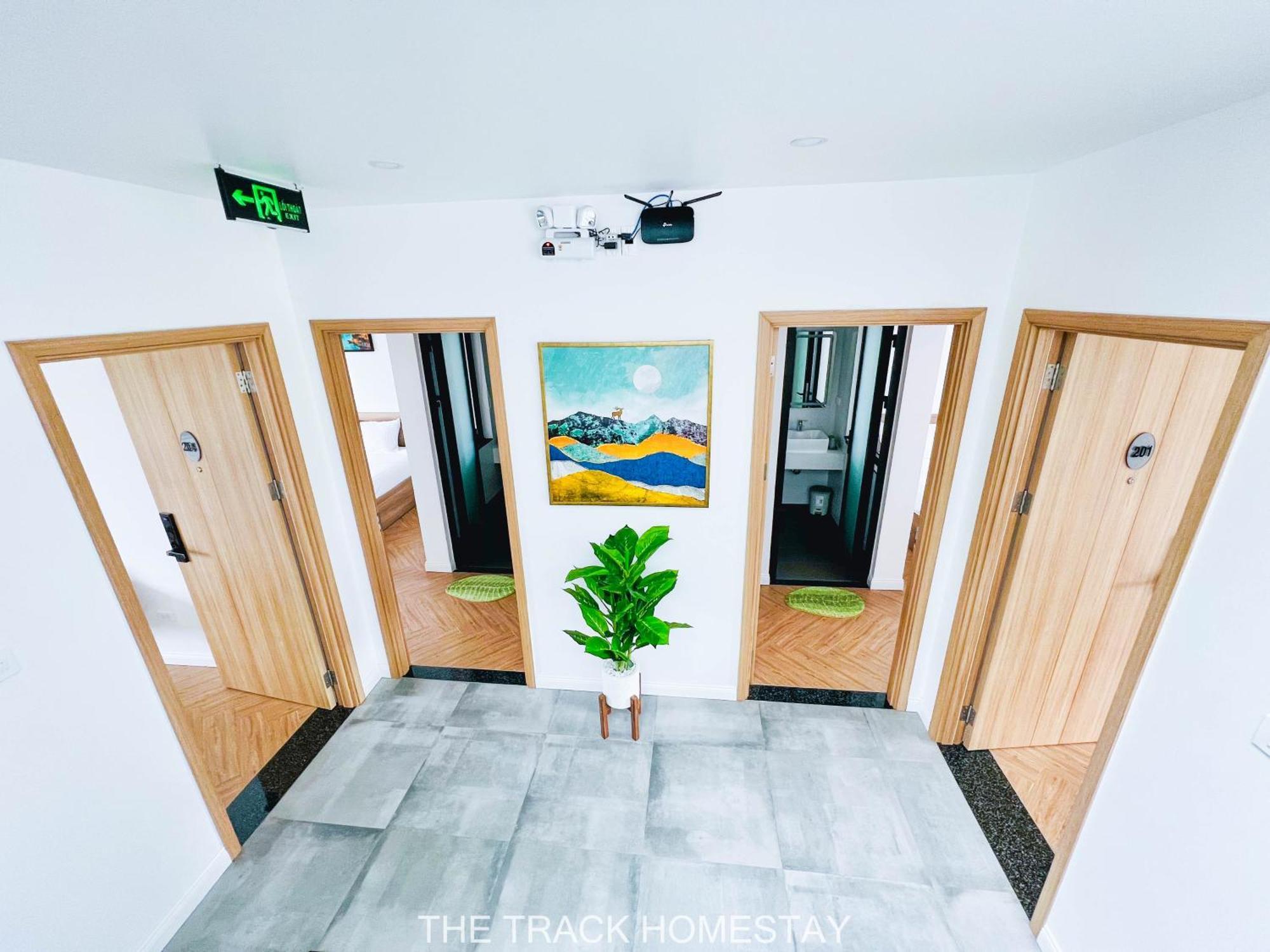 The Track Homestay - Near Bai Dai Beach Cam Lam Dış mekan fotoğraf