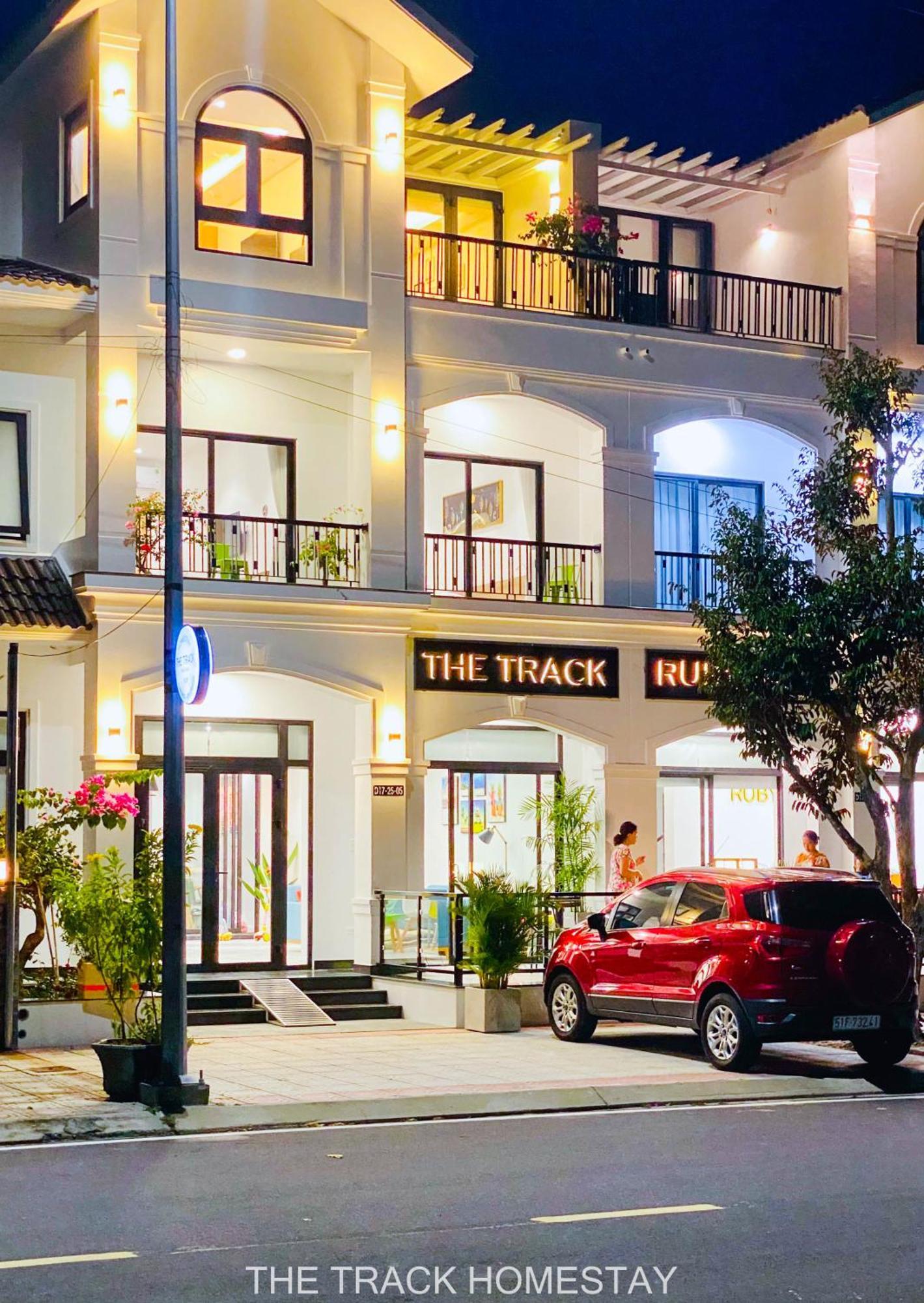The Track Homestay - Near Bai Dai Beach Cam Lam Dış mekan fotoğraf